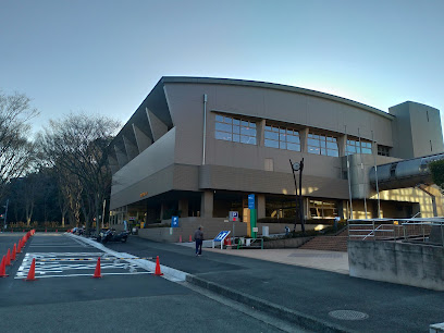 横須賀サブアリーナ 温水プール, 横浜